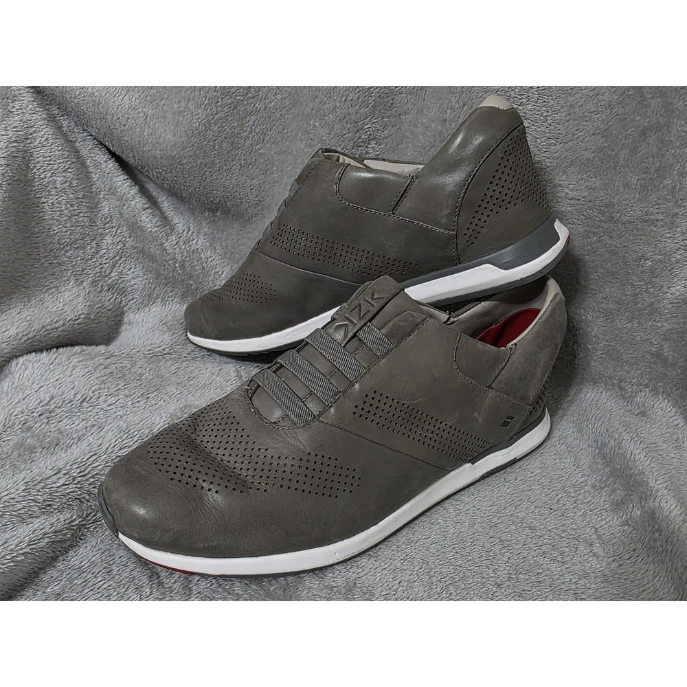 Kizik Mens Size 11 Gray Slip On Perforated Casual Comfort Shoes FOFC M0101CG